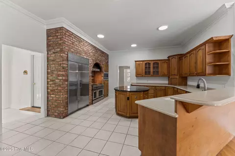 Kitchen - 22 Lochmere Dr, Pinehurst, NC 28374 photo 2 of 5