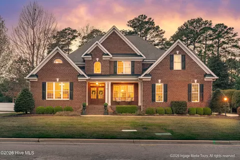 710 Compton Rd, Greenville, NC 27858
