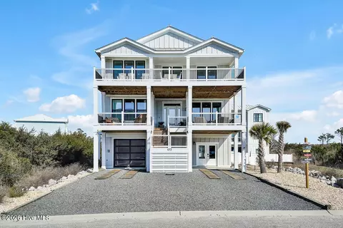 413 E Fourth St, Ocean Isle Beach, NC 28469