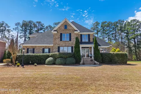 1502 Zurich Pl, New Bern, NC 28562