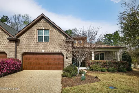 637 Jenoa Dr, Castle Hayne, NC 28429