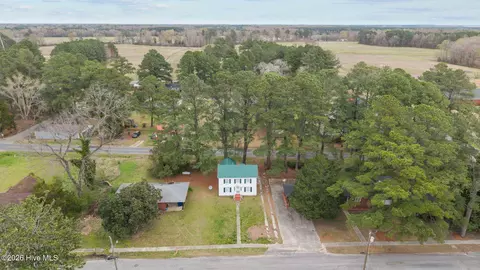408 Boush St, Roper, NC 27970