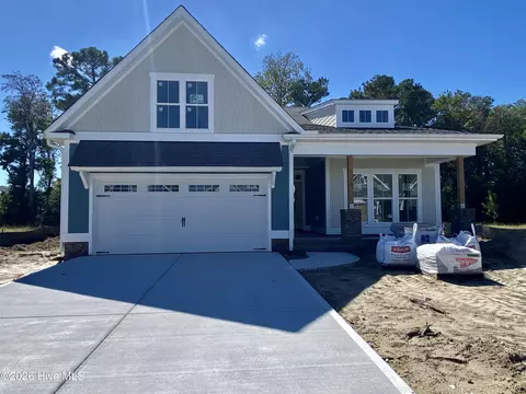 3308 Island Lakes Dr, Oak Island, NC 28461