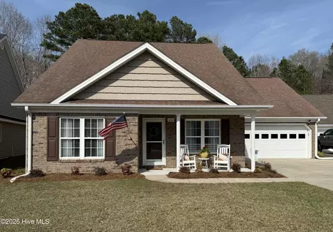 412 Neuchatel Rd, New Bern, NC 28562