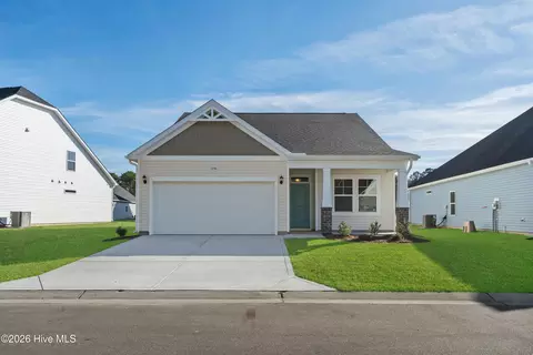1136 Forest Bend Dr NW, Calabash, NC 28467