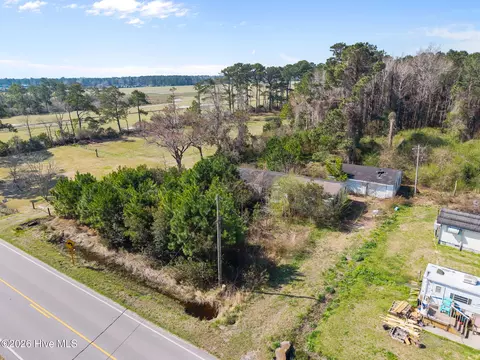 279 Merrimon Rd, Beaufort, NC 28516