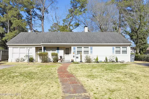 503 Sterlingworth St, Windsor, NC 27983