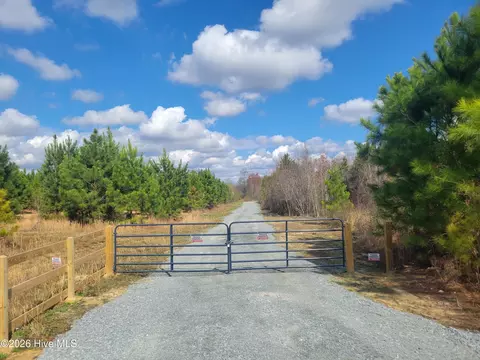 8234 Elevation Rd, Benson, NC 27504 photo 2