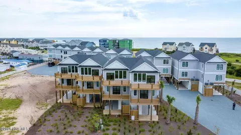 124 Shell Rd, Surf City, NC 28445