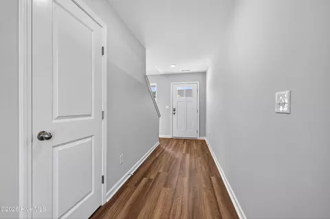 Entry Way - 32 E Farley Rd #64, Hampstead, NC 28443 photo 7 of 7
