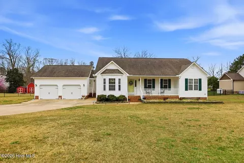 119 Kentucky Derby Dr, Clayton, NC 27520