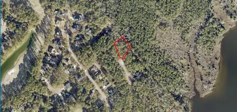 912 River Reach Ct, New Bern, NC 28560