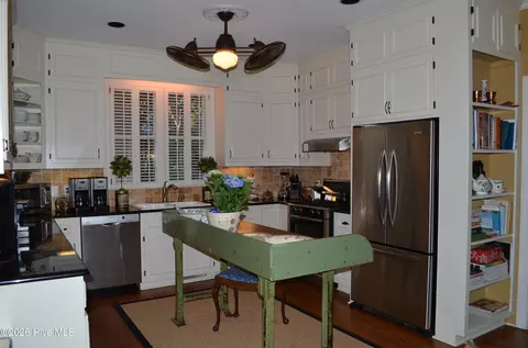 Kitchen - 135 Blue Rd, Pinehurst, NC 28374 photo 2 of 4