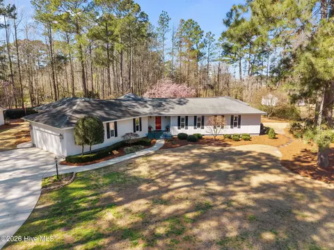 1946 Wexford Ln, Greenville, NC 27858