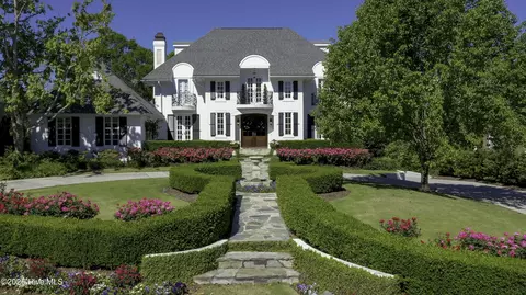 2325 Ocean Point Dr, Wilmington, NC 28405