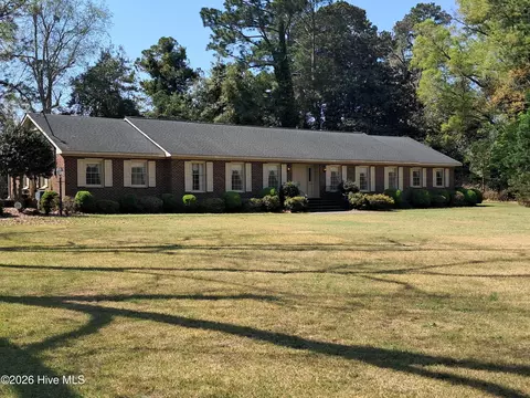 316 First St, Hookerton, NC 28538