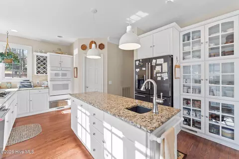 Kitchen - 24 Thunderbird Cir, Pinehurst, NC 28374 photo 5 of 5