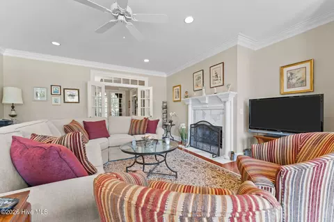 Living - 24 Thunderbird Cir, Pinehurst, NC 28374 photo 2 of 4
