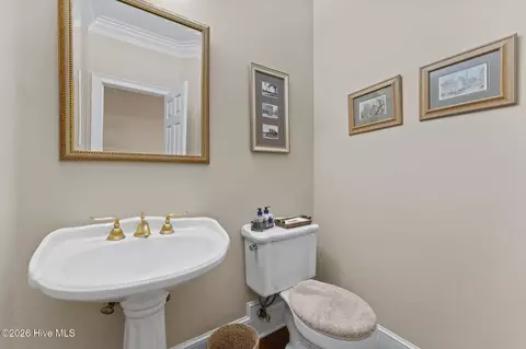 Bath - 24 Thunderbird Cir, Pinehurst, NC 28374 photo 2 of 4