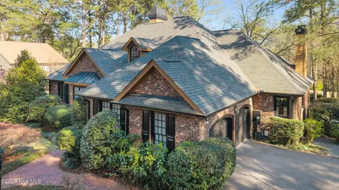 Exterior - 24 Thunderbird Cir, Pinehurst, NC 28374 photo 4 of 17