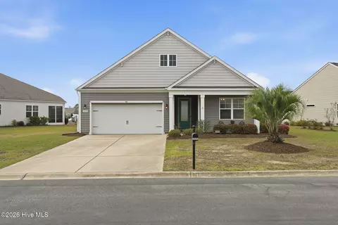 3095 Crescent Lake Dr, Calabash, NC 28467