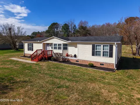 504 Timothy Dr, Elizabeth City, NC 27909
