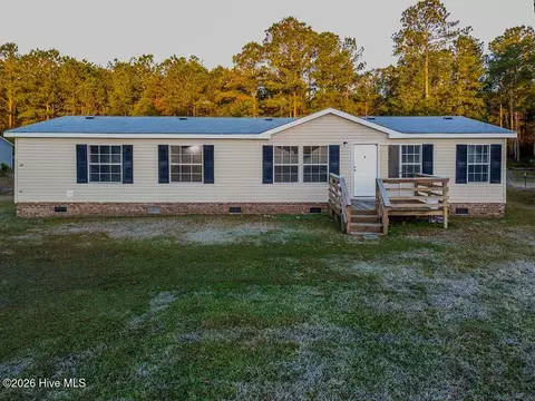 181 Aberdeen Ln, Jacksonville, NC 28540
