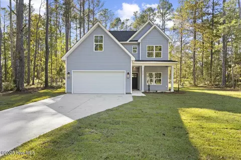 109 Plum Ct, Burgaw, NC 28425