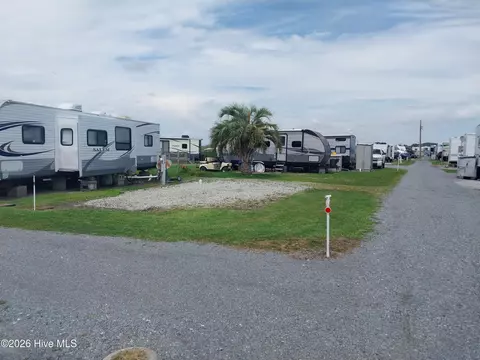 172 Herring St, North Topsail Beach, NC 28460
