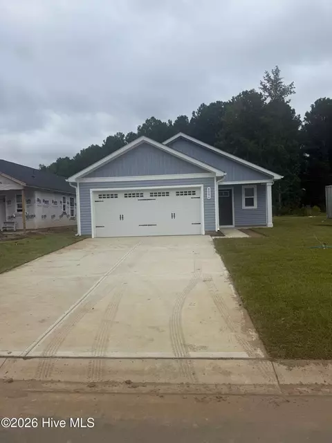 8086 Sterling Oaks Dr NW, Ash, NC 28420