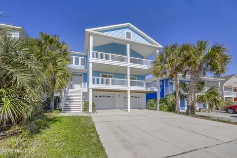 413 Fort Fisher Blvd N, Kure Beach, NC 28449