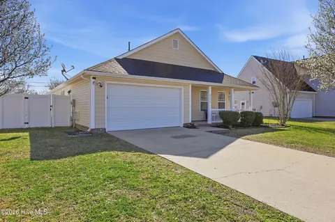 2139 Eleuthera Way, Elizabeth City, NC 27909