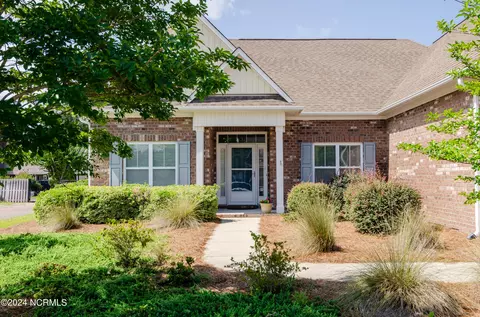 401 Titleist Ln, Wilmington, NC 28412