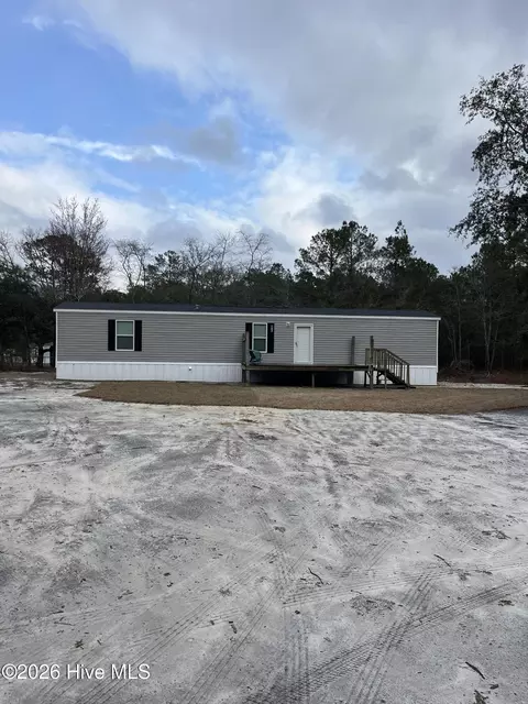 675 Pelican Roost Dr SW, Supply, NC 28462