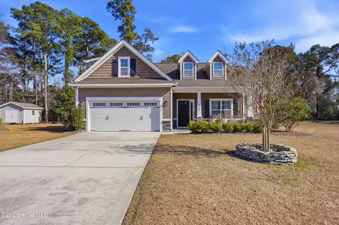 247 Bloomington Ln, Wilmington, NC 28411