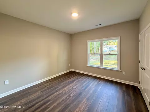 1703 Walnut Run Dr, Deep Run, NC 28525 photo 8