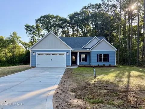 1703 Walnut Run Dr, Deep Run, NC 28525
