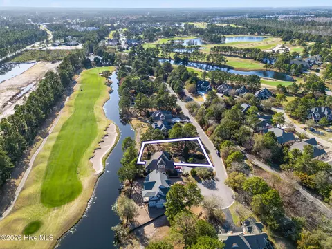 8815 Carenden Ct, Sunset Beach, NC 28468