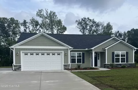 353 Revolution Rd, Newport, NC 28570