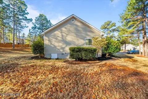 60 Spring Lake Dr, Pinehurst, NC 28374 photo 38