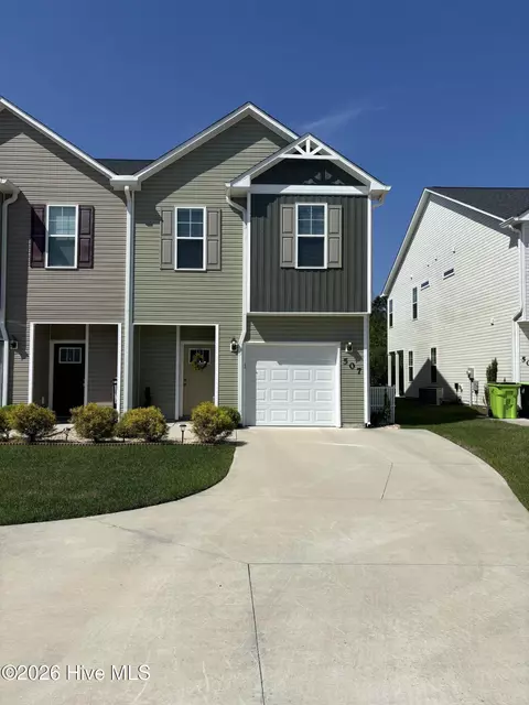 507 Shallotte Ln, Holly Ridge, NC 28445