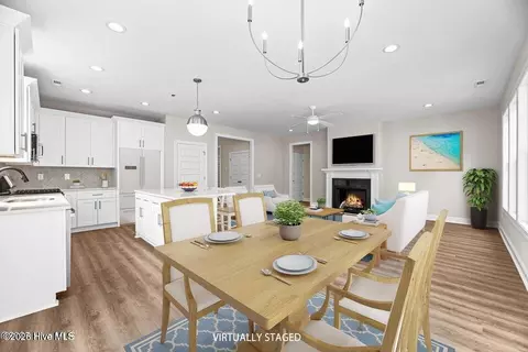 2012 Brighton Dr, New Bern, NC 28562