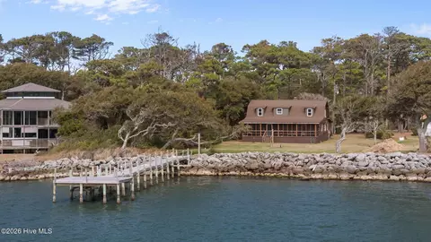 View/Area - 568 Seashore Dr, Atlantic, NC 28511 photo 1 of 12