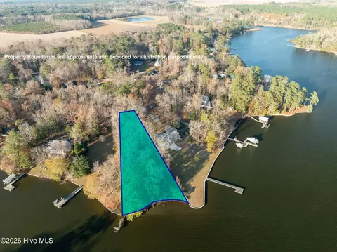 668 Sawmill Landing Rd, Bath, NC 27808