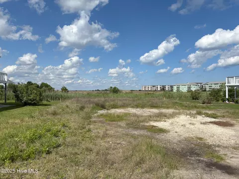 116 Virginia Ave, Carolina Beach, NC 28428
