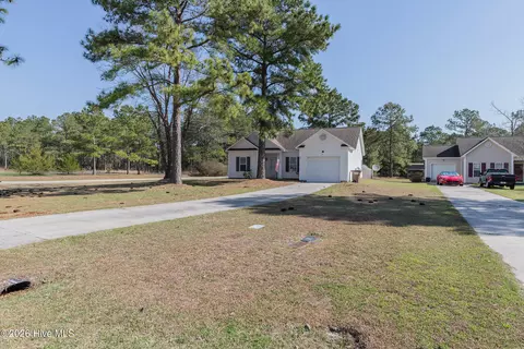 Exterior - 101 Boysenberry Fields Rd, Maple Hill, NC 28454 photo 2 of 7