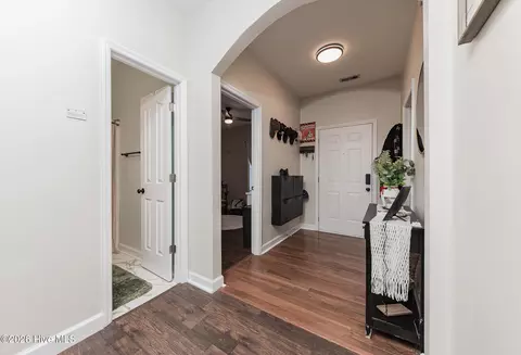 Entry Way - 101 Boysenberry Fields Rd, Maple Hill, NC 28454 photo 2 of 2