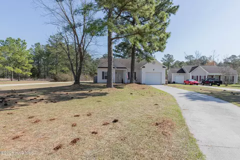 Exterior - 101 Boysenberry Fields Rd, Maple Hill, NC 28454 photo 1 of 7