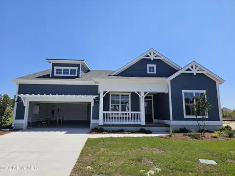371 Longhill Dr, Wilmington, NC 28412
