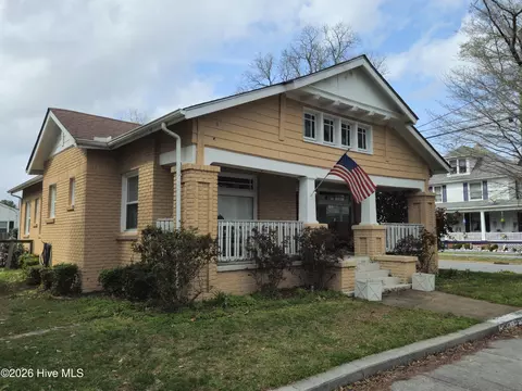107 N Griffin St, Elizabeth City, NC 27909